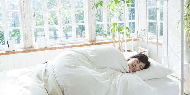 週末の寝だめは体に悪い？“睡眠負債”の効果的な返済方法