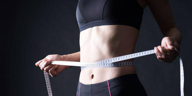 ダイエットしている女性