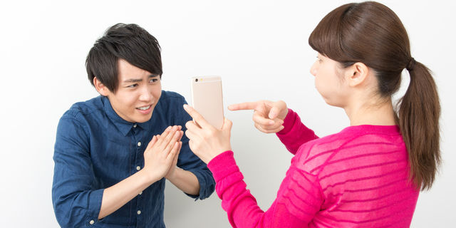 彼を束縛する彼女