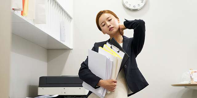 知らないと損！ なかなか治らない【肩コリ・腰コリ】の原因と改善法を解説します！