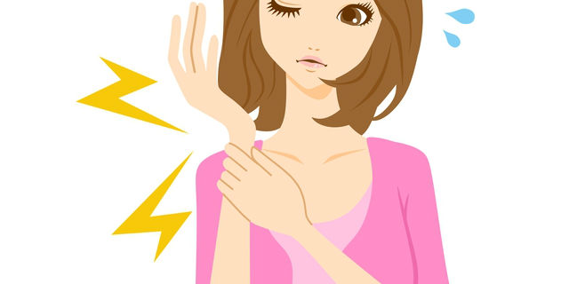 手のしびれがある女性
