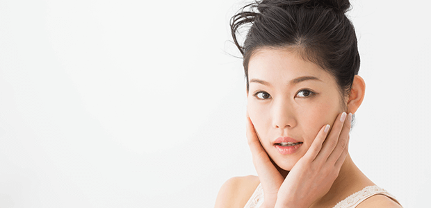 お肌が粉をふく！原因は乾燥だけじゃない？