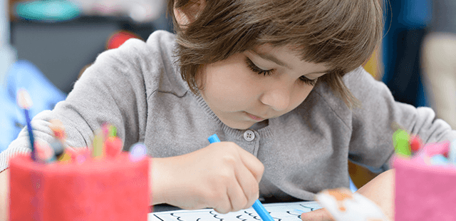 幼少期のトラウマが原因!?アダルトチルドレンって一体何？