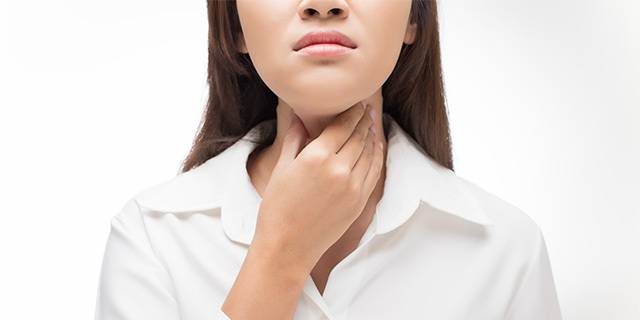 なんだかのどの調子が悪い…その症状、実はストレスのせい？！