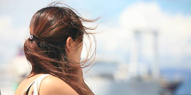 紫外線で髪老化！？《今すぐ実践》夏のヘアダメージを脱却する3つのヘアケア術とは？